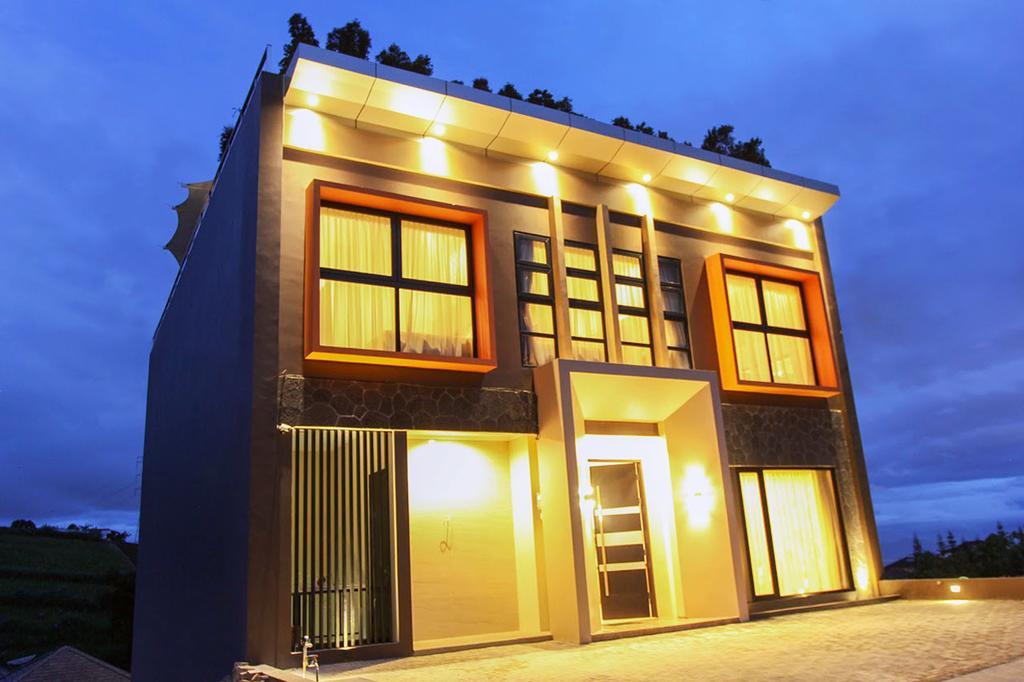 Daily Home Villa Dago Бандунг Номер фото