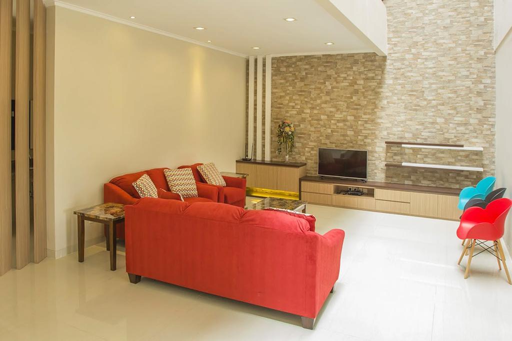 Daily Home Villa Dago Бандунг Номер фото